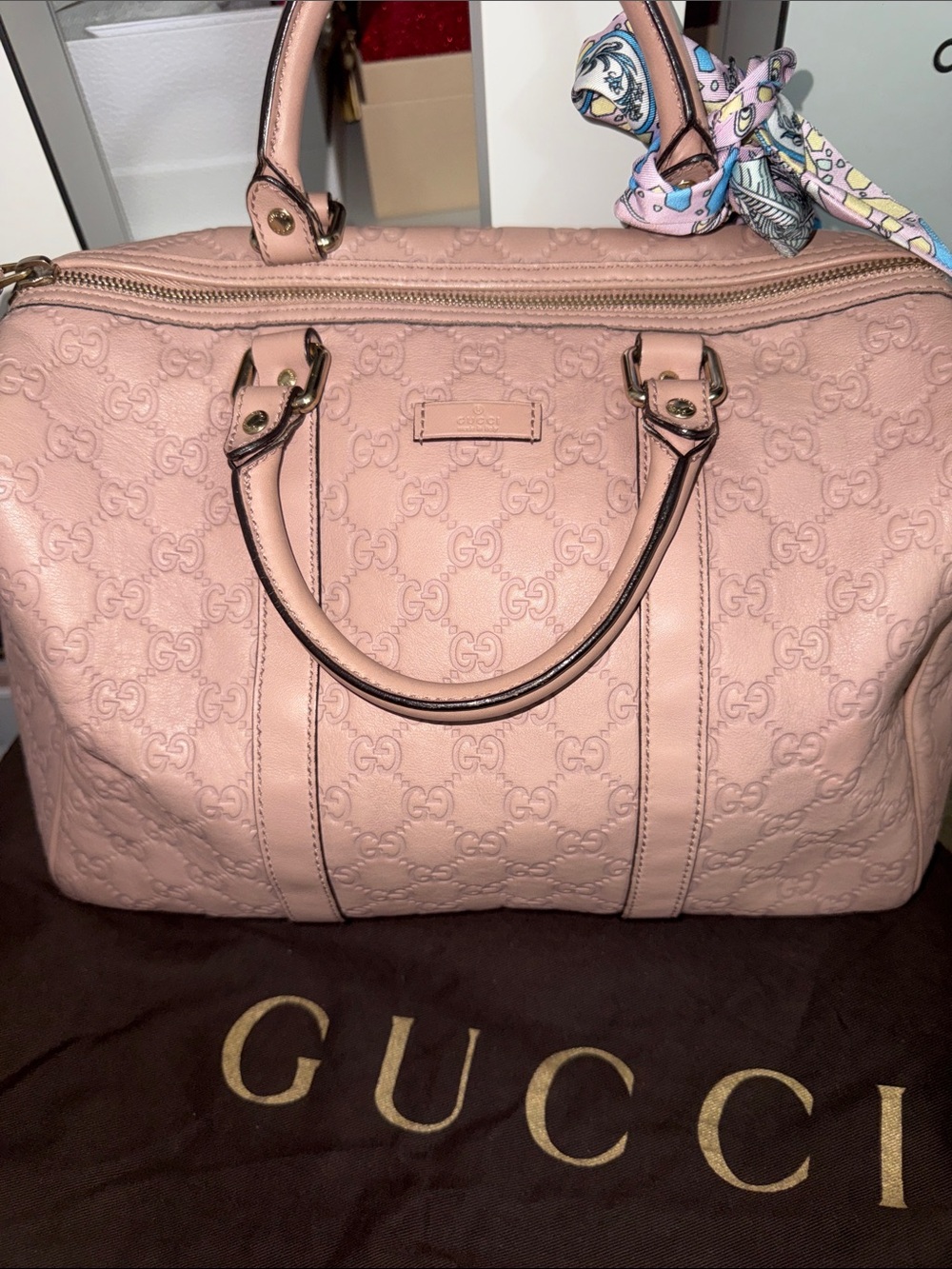 Authentic Boston Bag Gucci Dusty Pink GG Embossed Leather Top-Handle Tote - Picture 2 of 10